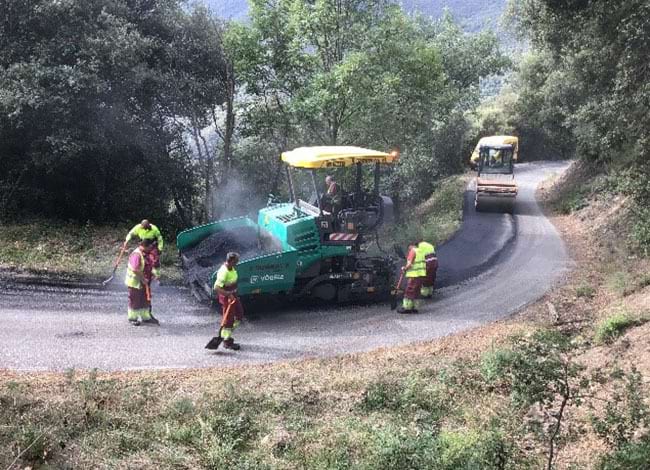 L'asfaltat de la pista de la Costa del Montseny. Autor: XPN