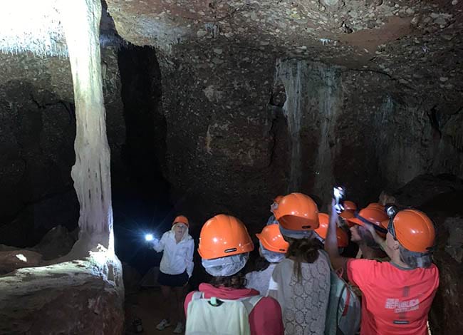 Una visita a la cova de Mura. Autor: XPN